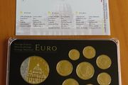 Vatican 2010 euro coins set &amp; St Peters medal 24k Gold plated &amp; Rhodium gilt limited edition