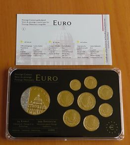 Vatican 2010 euro coins set & St Peters medal 24k Gold plated & Rhodium gilt limited edition