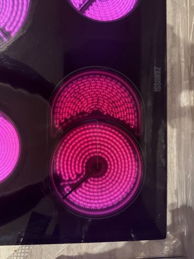 Zanussi electric hob