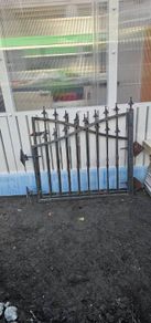 metal gates
