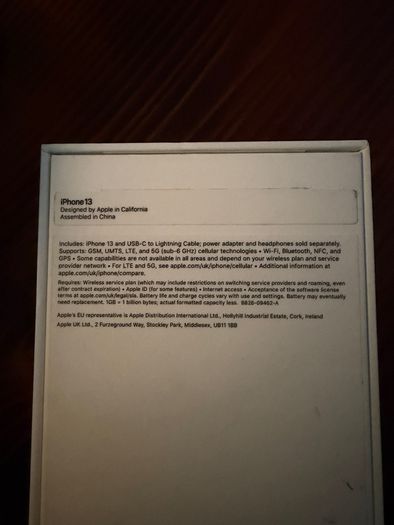 Apple iPhone 13 128GB Midnight Black unlocked and boxed