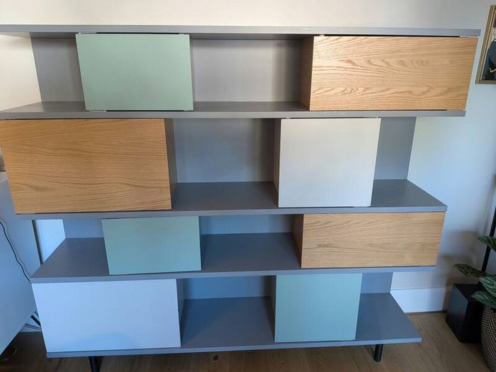 Shelving unit and Bookcase