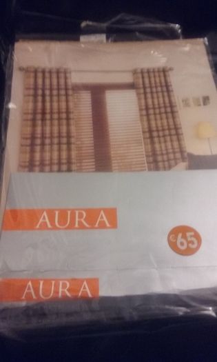 Beautiful  !NEW!  luxury eyelet curtains plus FREE tiebacks!