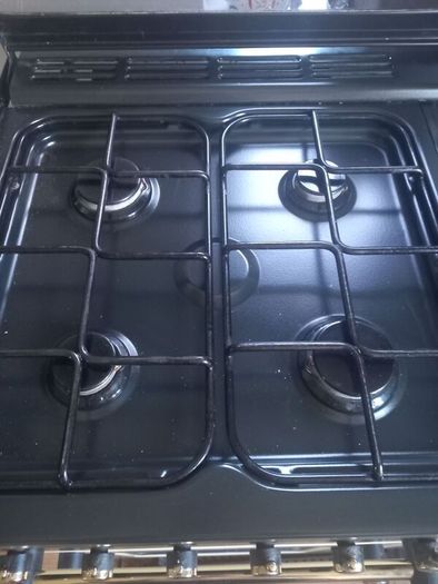 full gas leasure cooker plus hot plate and grill