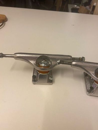 Independent Stage 11 Forged Hollow Silver 144 8.25'' Skateboard Trucks