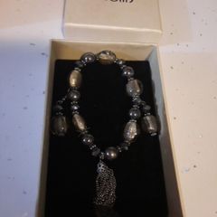 matching beaded bracelet and earring set from wallis