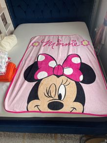 minnie blanket
