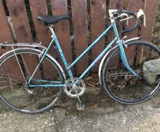 Ladies racing bike
