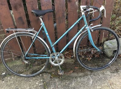 Ladies racing bike