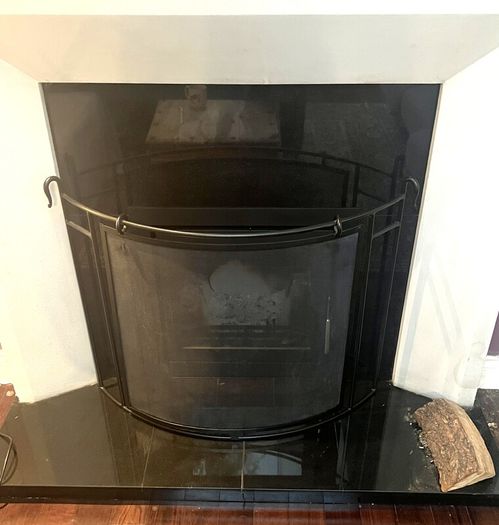 Fire screen