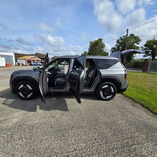Kia EV9  Earth 2024
