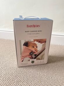 Babybjorn mini - baby carrier