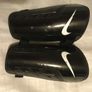 Nike Adult Knee Guards Image 4