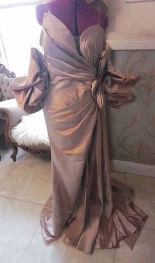 Full lenght gown