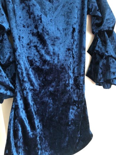 New dress size S