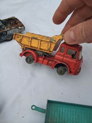 Vintage Diecast Toy Collection (Dinky,Lesney,Mecanno,Corgi) 22 Pieces