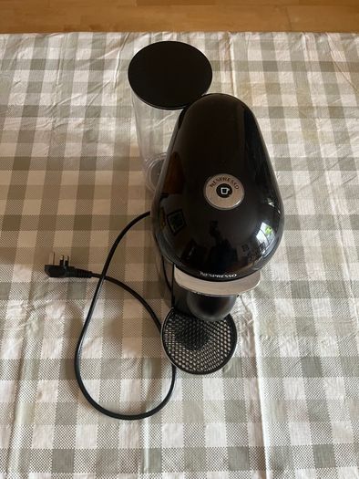 Nespresso Vertuo Machine With Capsule Drawer