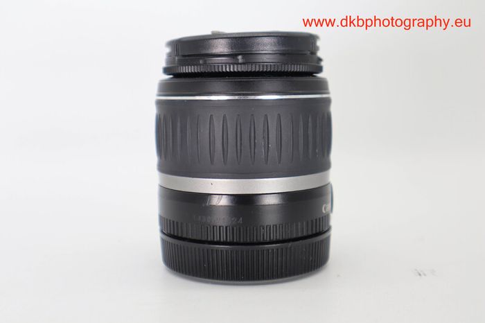 Canon Ef-s 18-55mm F3.5-5.6 Ii Lens #0520