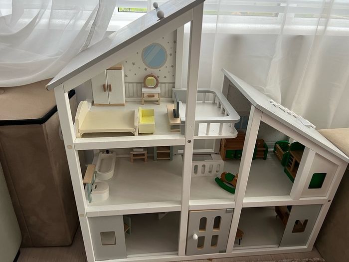doll house