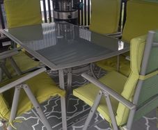 Garden table, 6 chairs with cushions