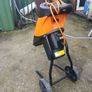 Tree branch shredder. Image 2