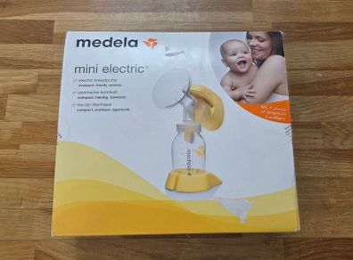Medela Mini Electric Breast Pump baby feeding