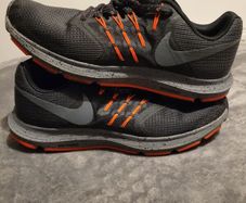 mens nike run swift trainers