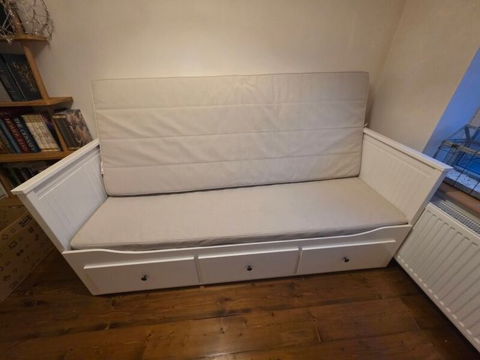 Hemnes IKEA Day Bed