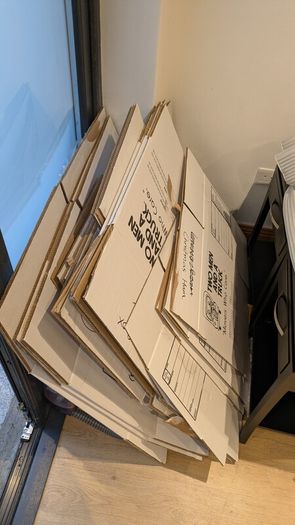 Moving boxes - High quality - Only used once