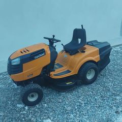 Cub Cadet Lawnmower