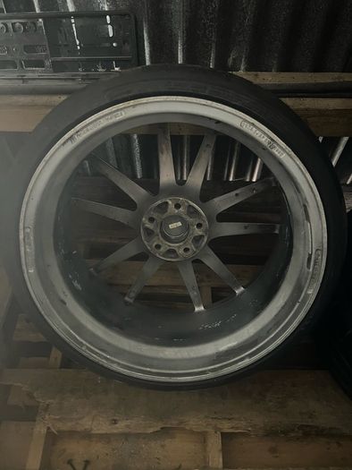 Veemann V-FS25 - 20" Alloy Wheels