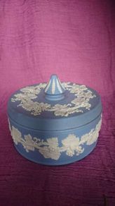 Wedgwood trinket box
