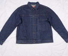 Levi's Y2K Vintage 70501 04 Dark Wash Indigo Blue Type 1 Pleated Rigid Denim Trucker Jacket Size XL