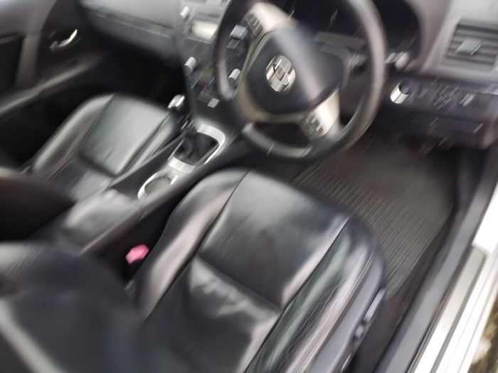 Toyota Avensis 2010