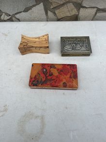 2 vintage boxs/ 1 jewellery box