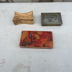 2 vintage boxs/ 1 jewellery box
