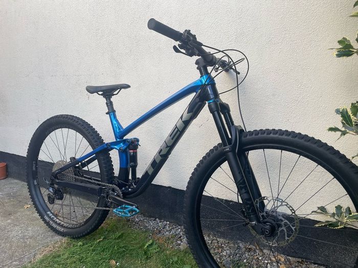 Trek Fuel Ex 8 Full Suspension Mountain Bike