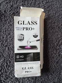 8 screen protectors for IPhone XS Max/11 Max.