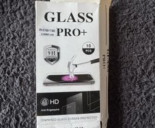 8 screen protectors for IPhone XS Max/11 Max.