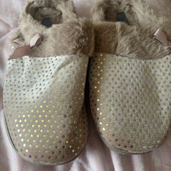 Ladies Slippers
