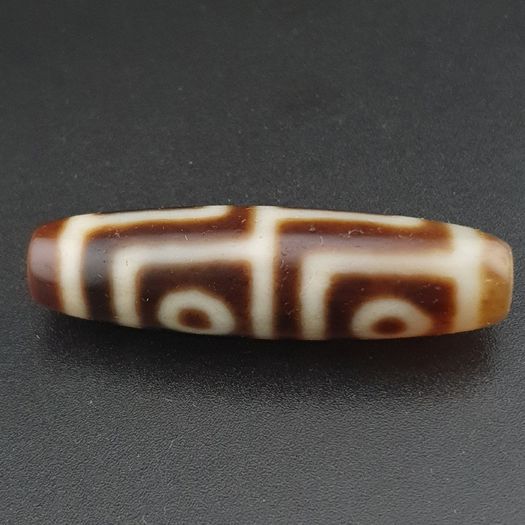 Antique Himalayan Tibetan 4 Eyes Agate Dzi Bead Amulet