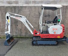 Takeuchi tb216 mini digger