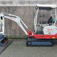 Takeuchi tb216 mini digger