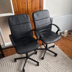2 desk chairs