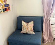 single sofa bed (futon)