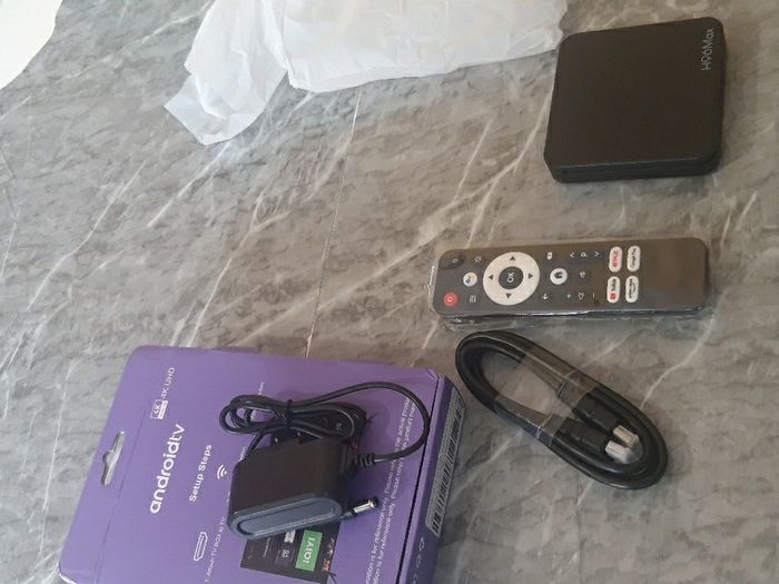 Android TV Box. Google TV. Plug and watch movies. Ram 2GB. Rom 16gb. Brand new.