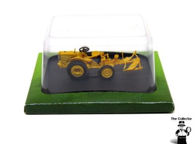 Die Cast Tractor 1954 Staub Rt4 Scale 1/43 Mint Still In Box