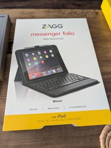 Zagg Messenger Folio