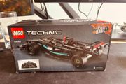 LEGO Technic Mercedes-AMG F1 W14