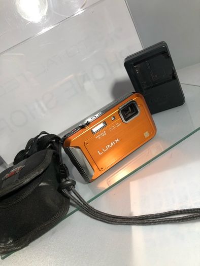 Panasonic Lumix DMC-TS20 Shockproof Dust proof Digital Camera